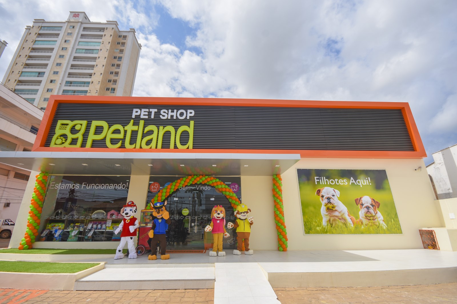 Petland-2